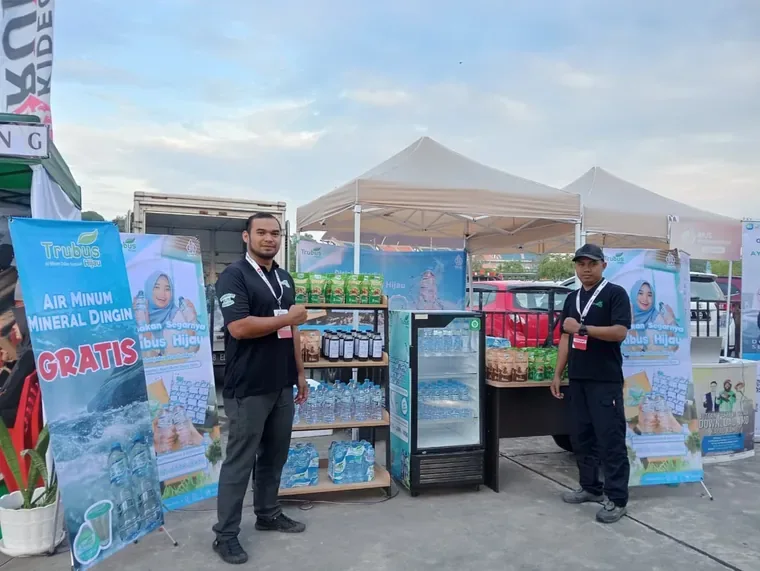 Trubus Hijau di booth bazaar lokal